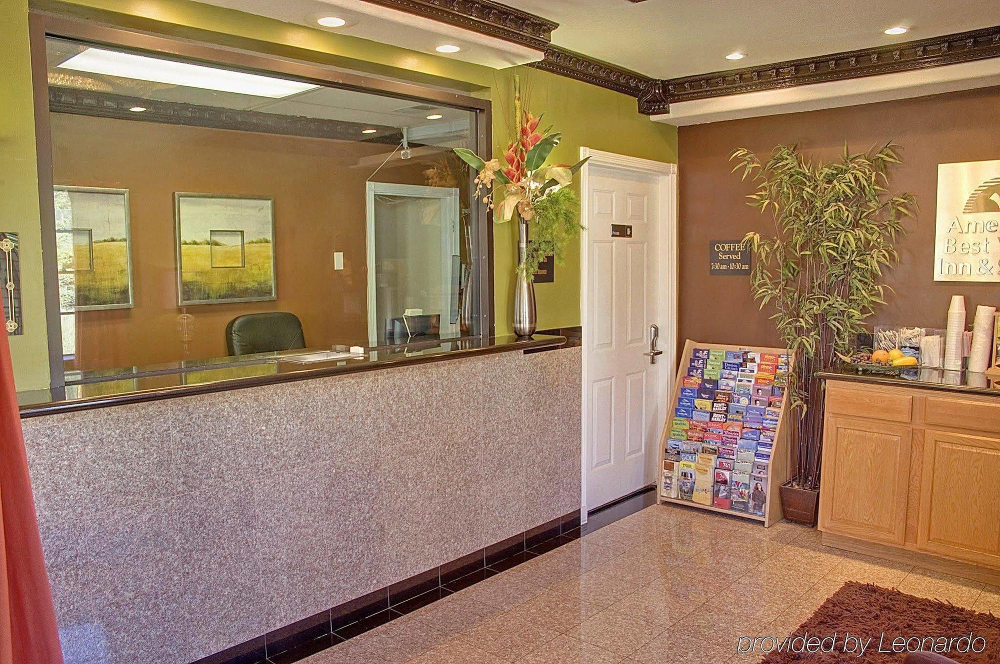 سان فرناندو Granada Inn المظهر الداخلي الصورة